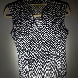 Roz & Ali sleeveless blouse